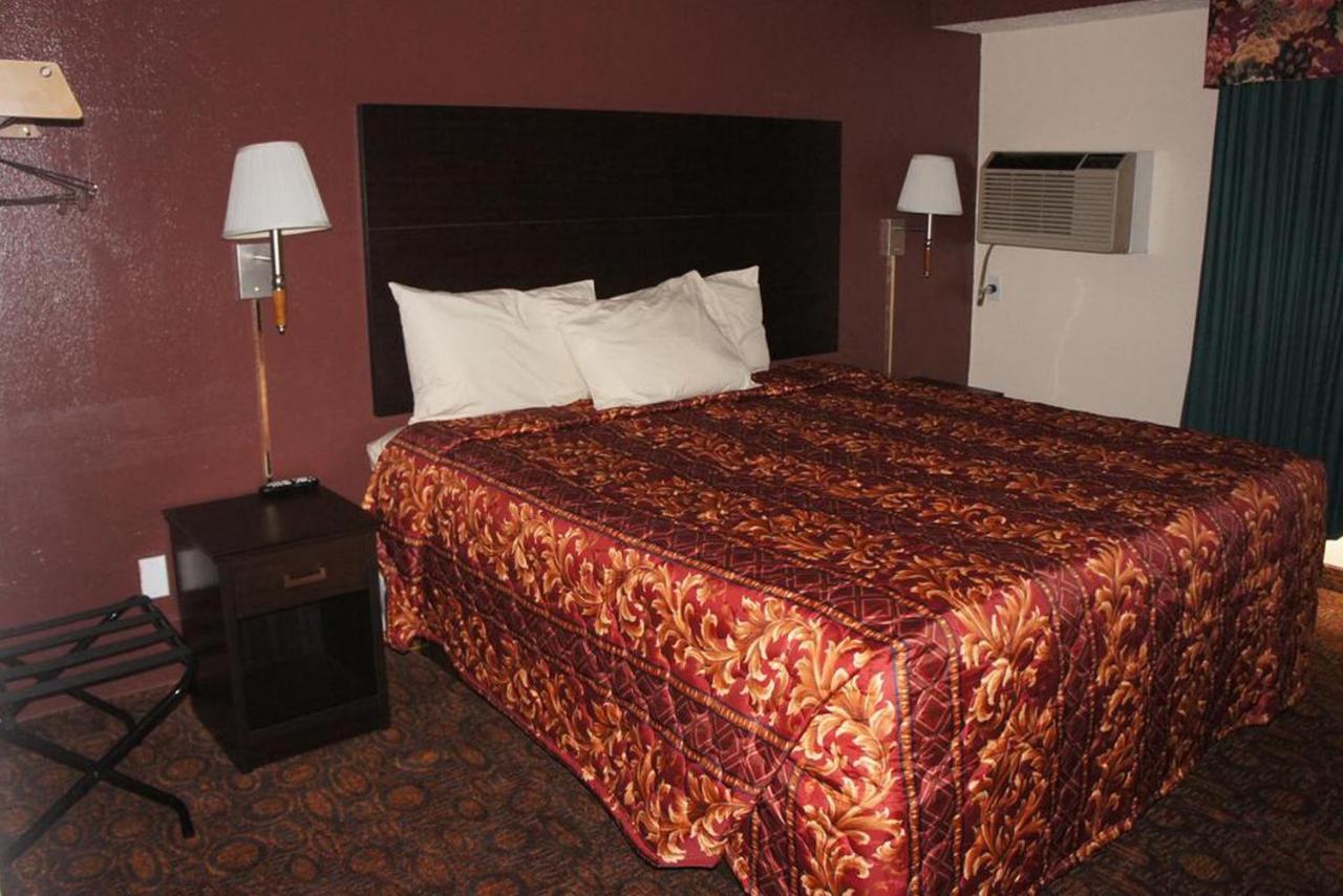 Econo Lodge Waite Park Exteriér fotografie