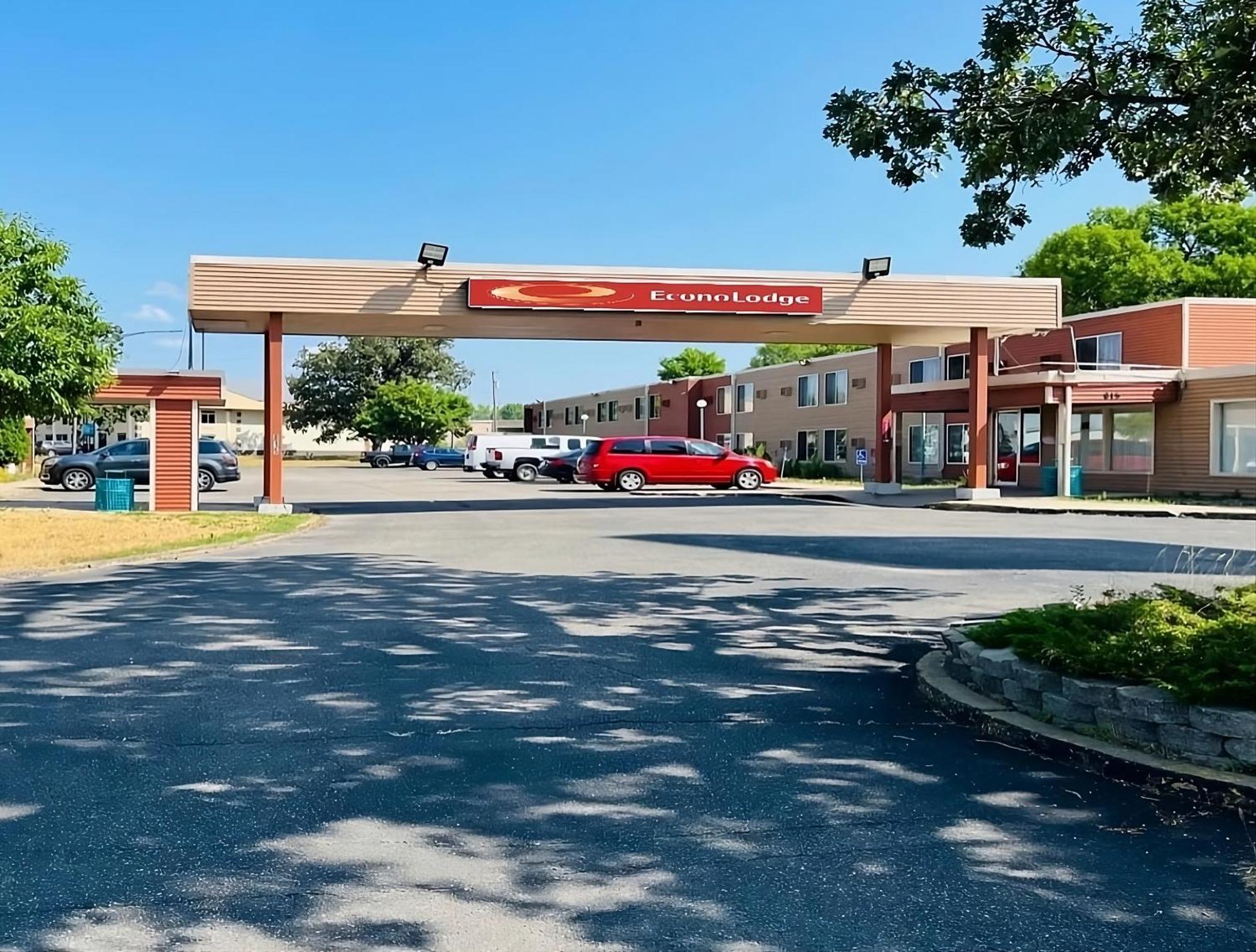 Econo Lodge Waite Park Exteriér fotografie